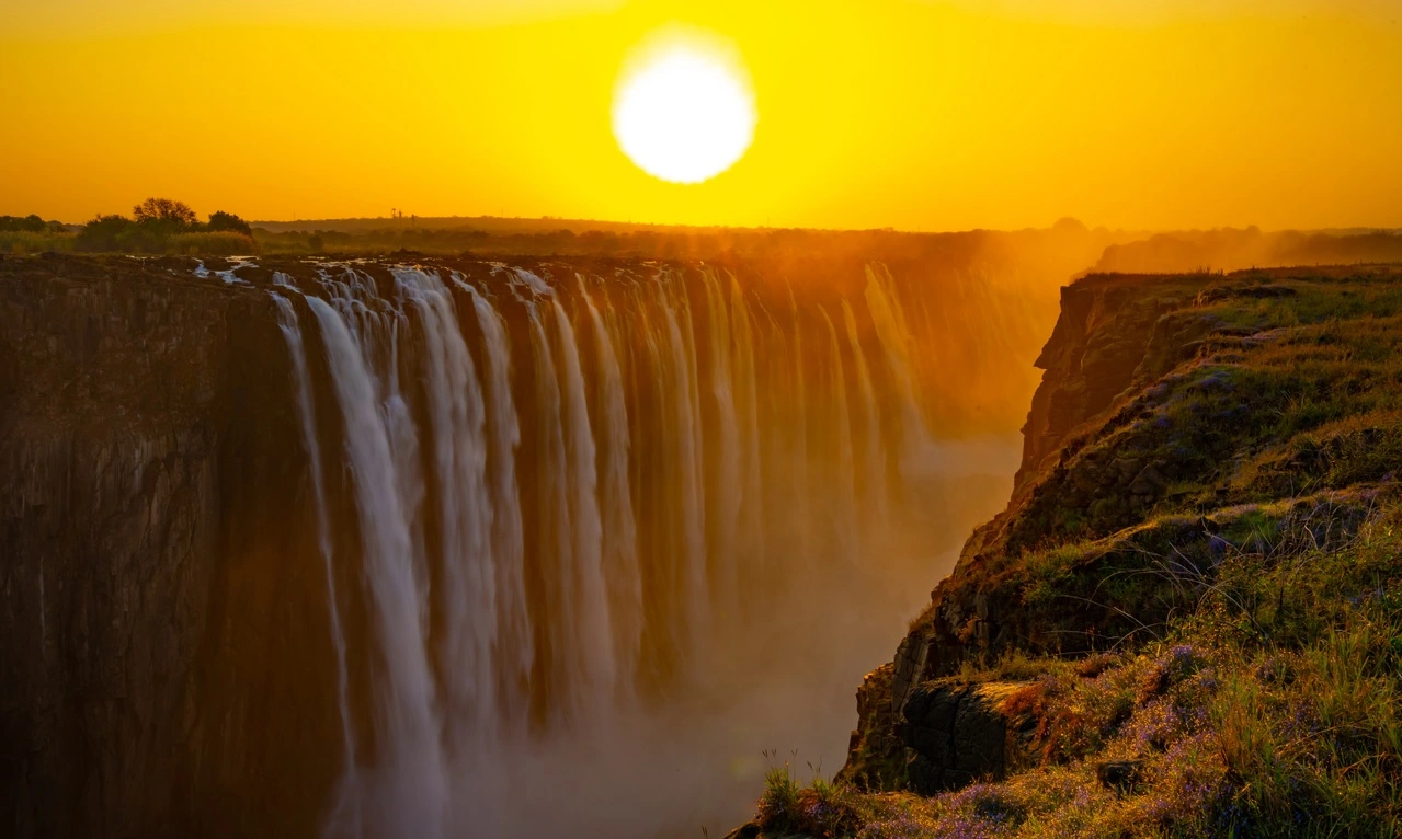 victoria-falls-zimbabwe-destination.webp